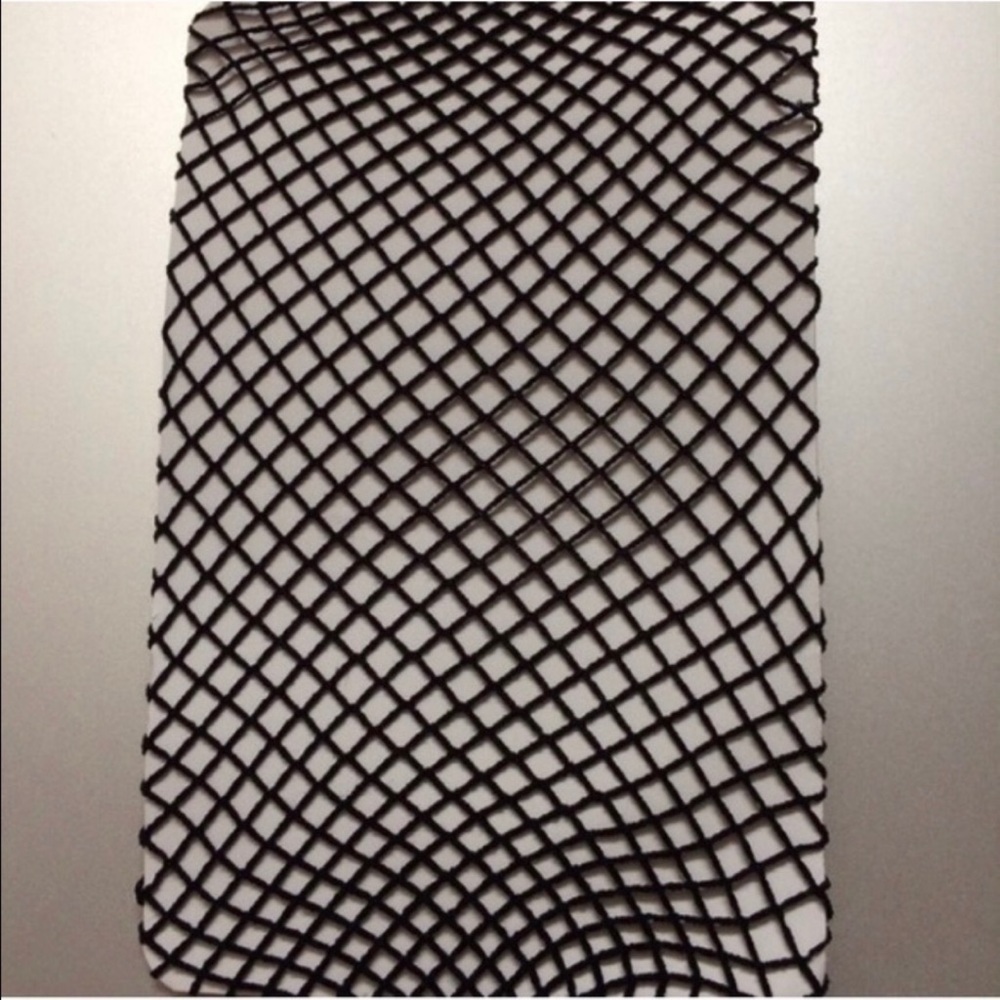 Black fishnet stockings - Picture 2 of 5